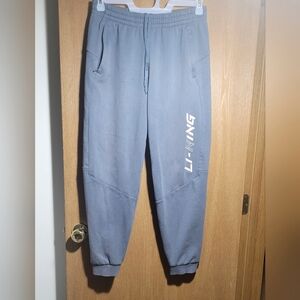 LI-NING sport men pants L175/80A. Medium.